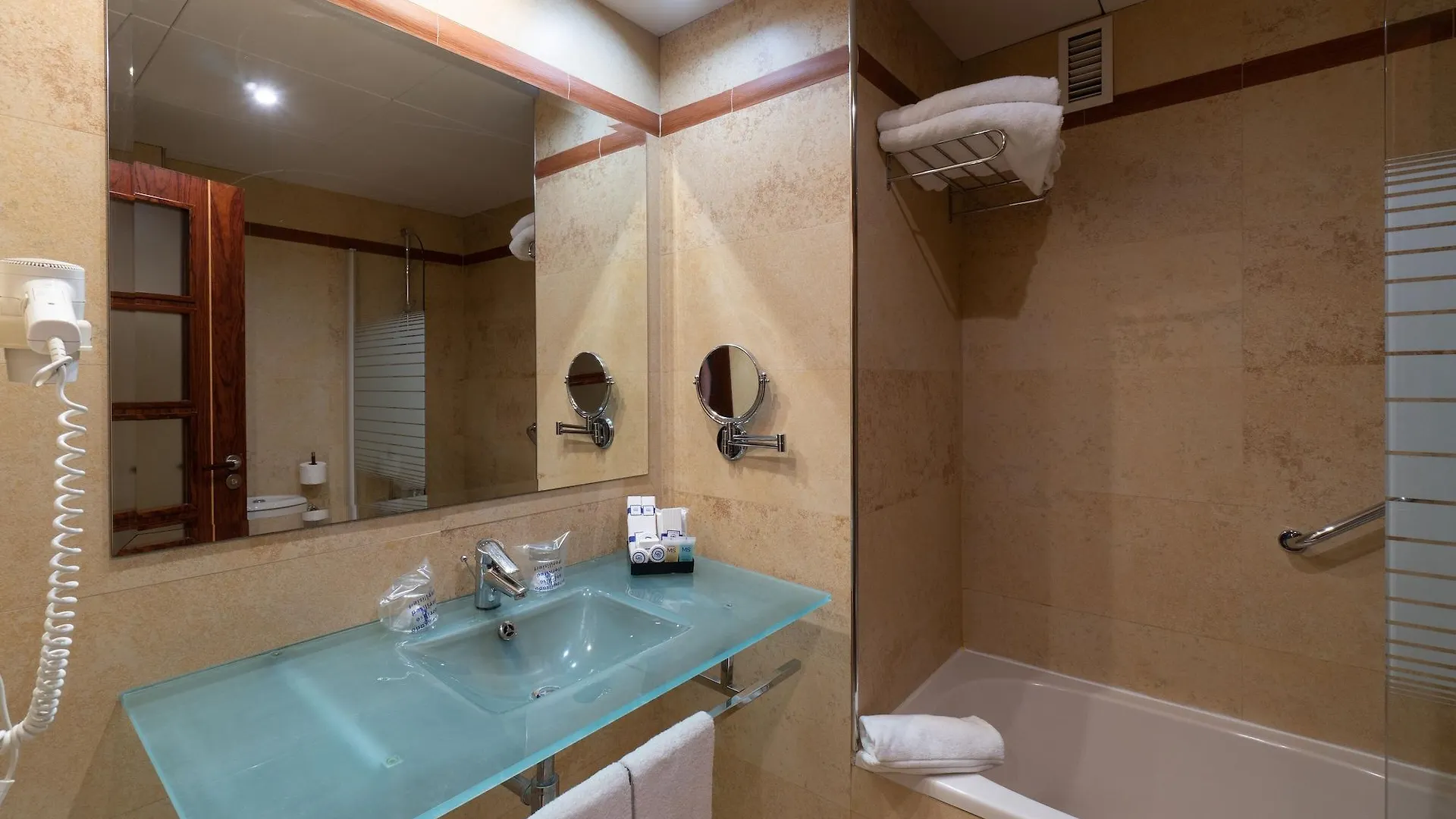 Hotel Ms Maestranza מאלגה